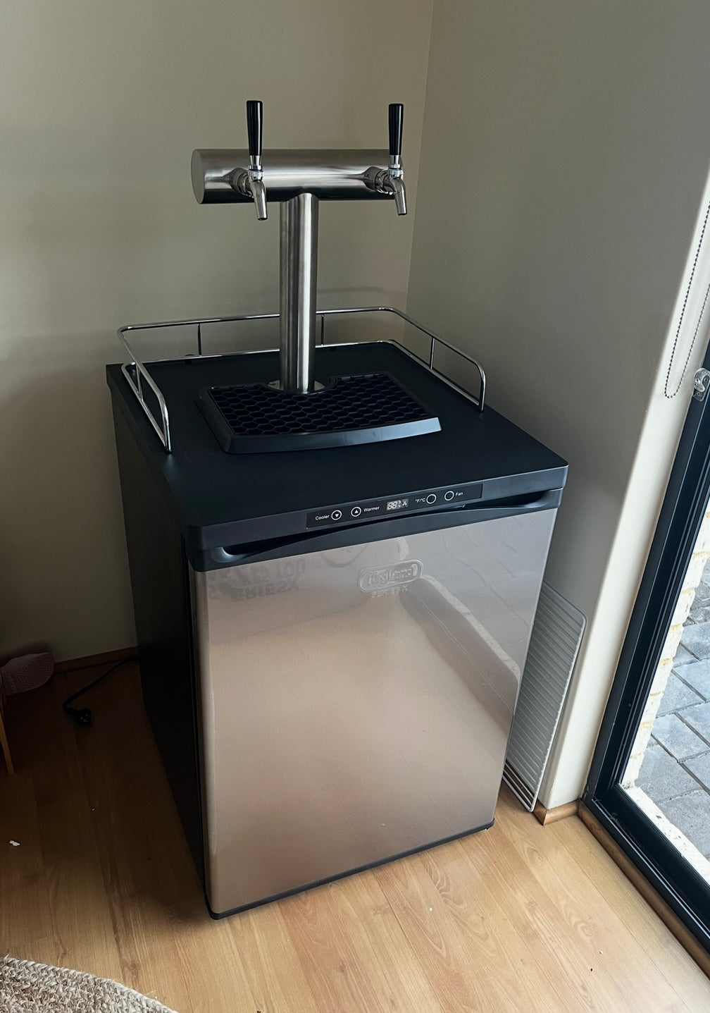 2 Tap ULTRA T Deluxe Kegerator Kit